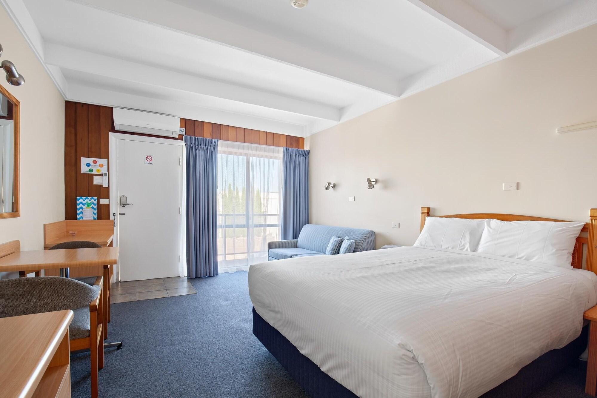 Banjo Paterson Motor Inn Лейкс Ентранс Екстериор снимка