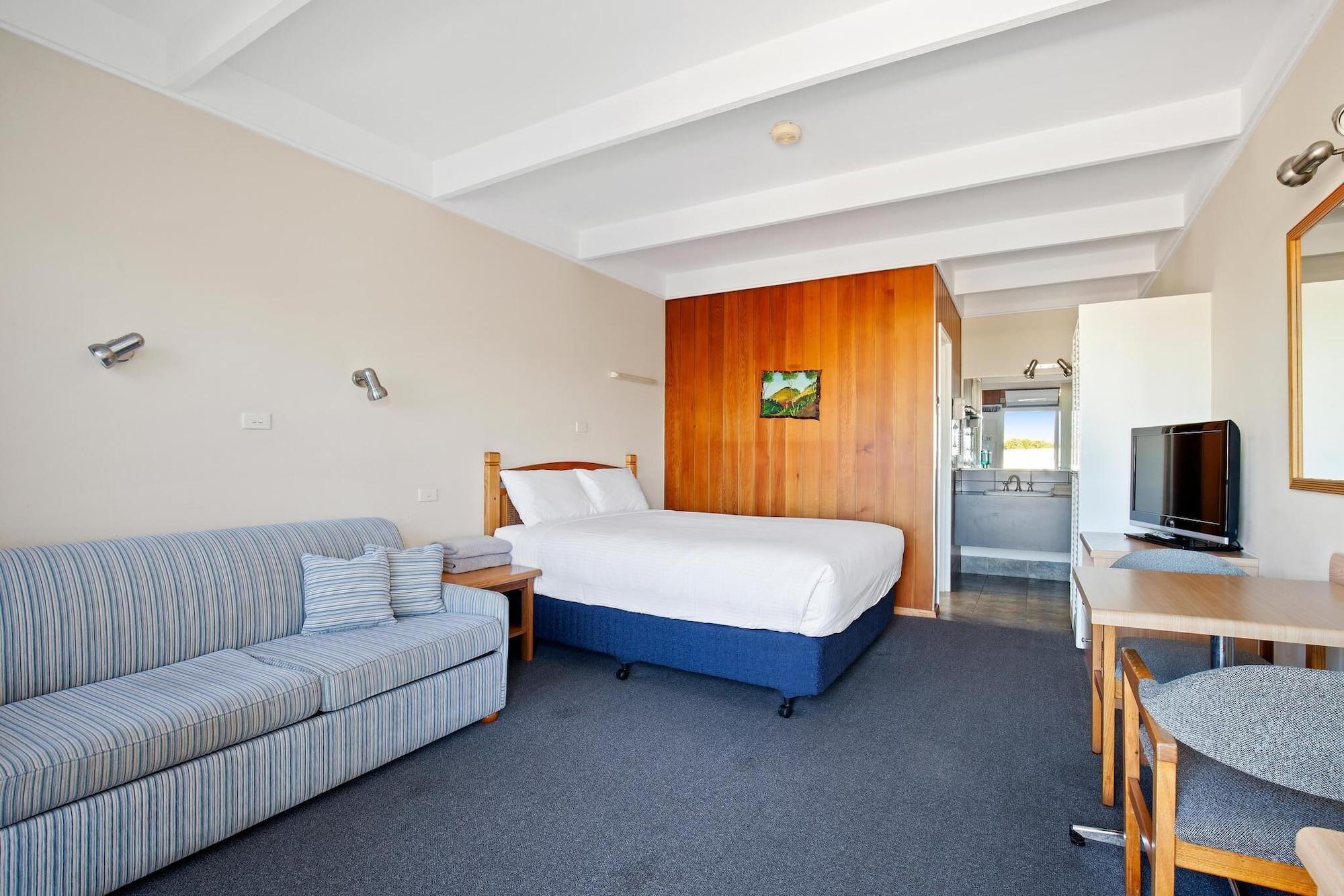 Banjo Paterson Motor Inn Лейкс Ентранс Екстериор снимка