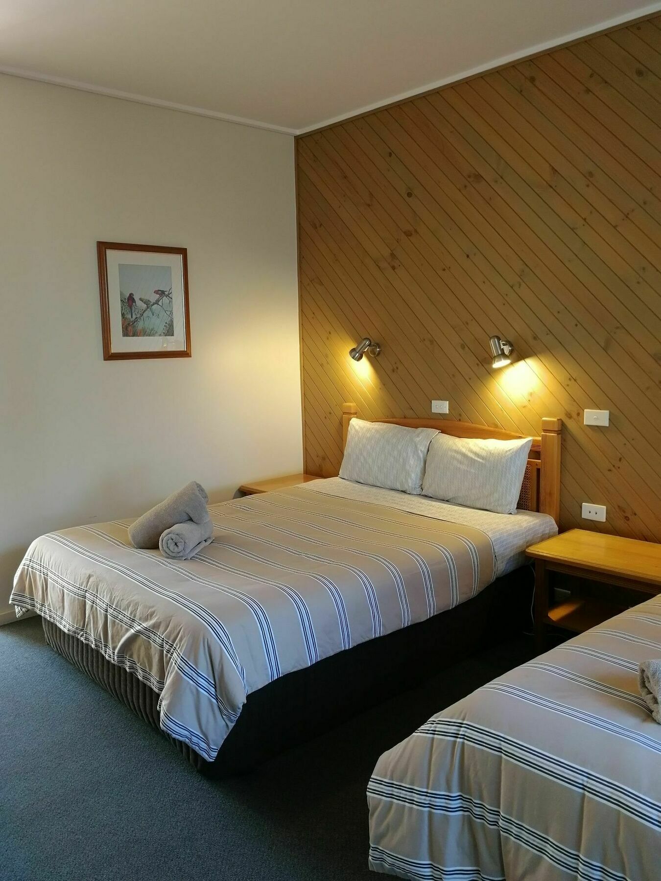 Banjo Paterson Motor Inn Лейкс Ентранс Екстериор снимка